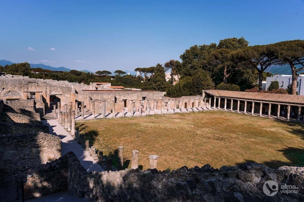 Visita Pompeya: Cuartel del Gladiador