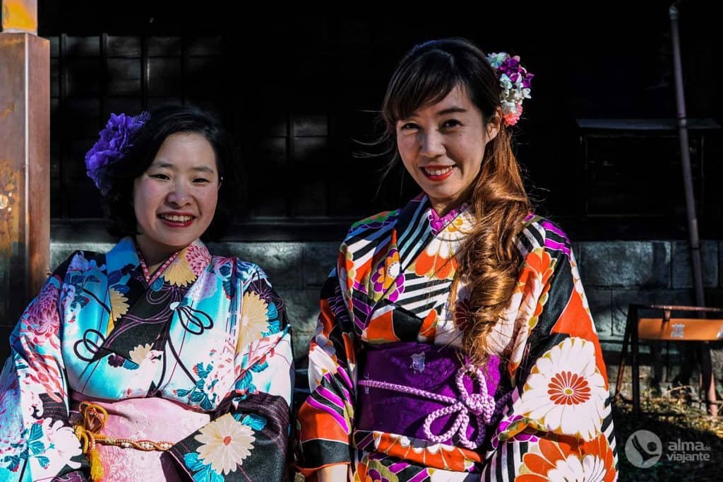 Turistas japoneses en Nikko