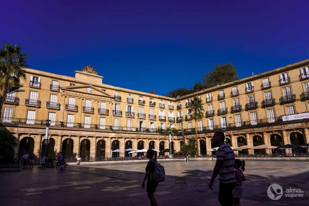 Qué hacer en Bilbao: Plaza Nueva