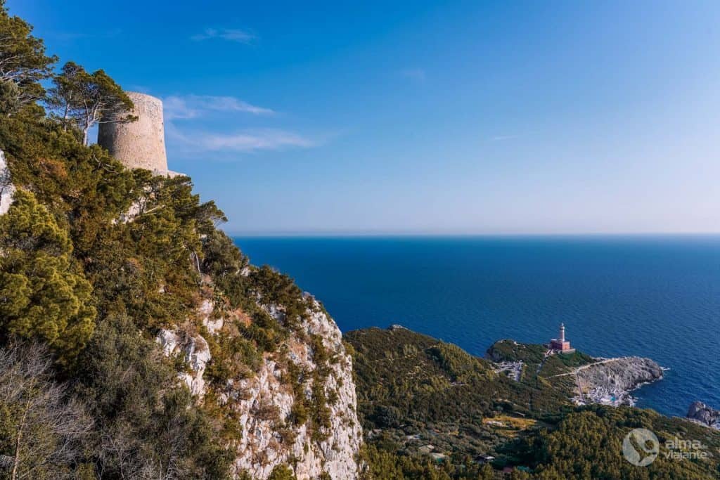 Faro de Punta Carena, Capri