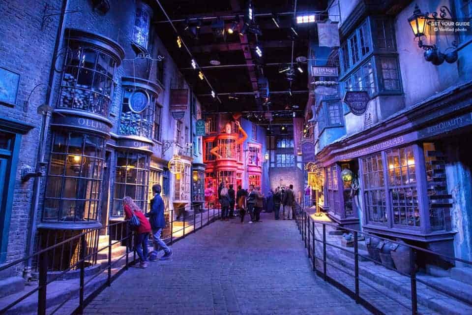 Harry Potter: Estudio Warner Bros.