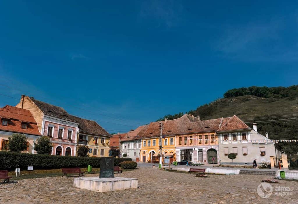 Plaza central de Biertán