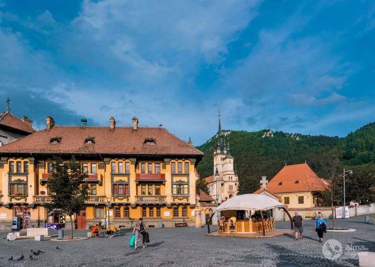 Qué hacer en Brasov: visitar el barrio de Schei