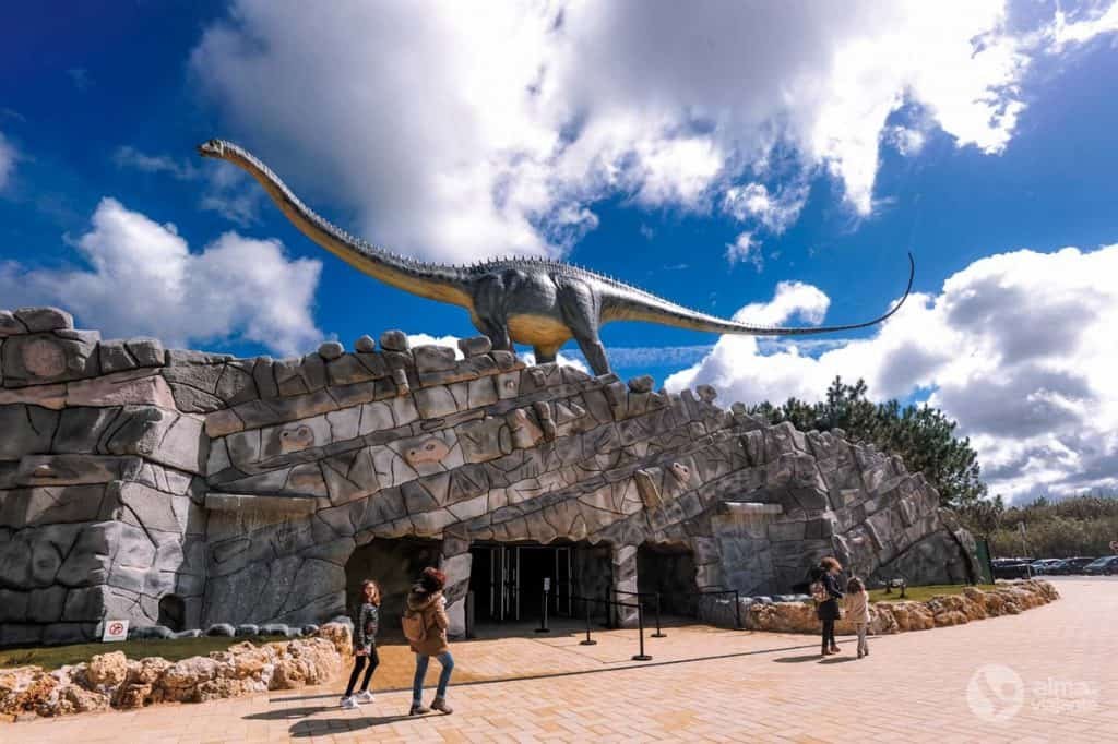 Entrada al Dino Parque Lourinhã