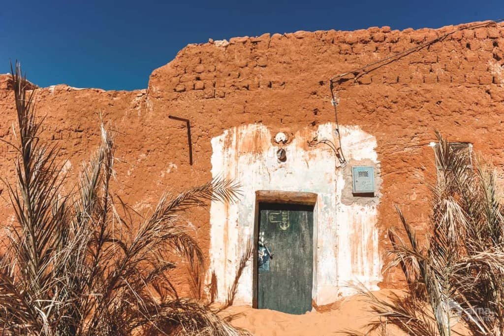 Casa abandonada en las afueras de Timimoun