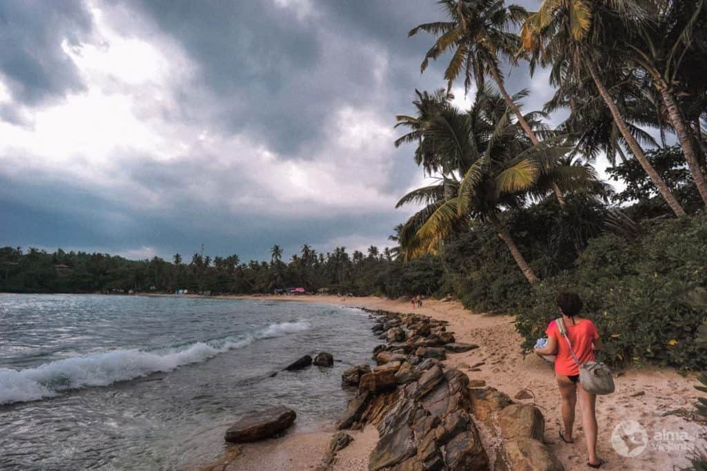 Playa Hiriketiya, Dikwella