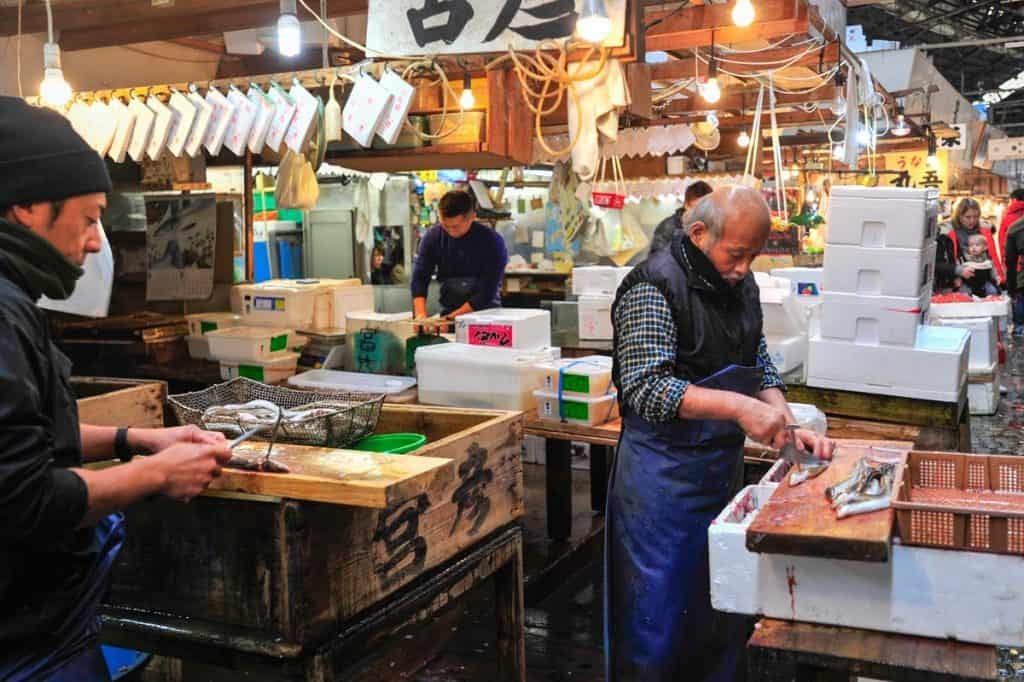 Pescando en Tsukiji