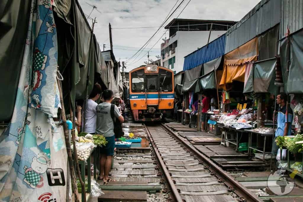 Mercado de Mae Klong en Bangkok