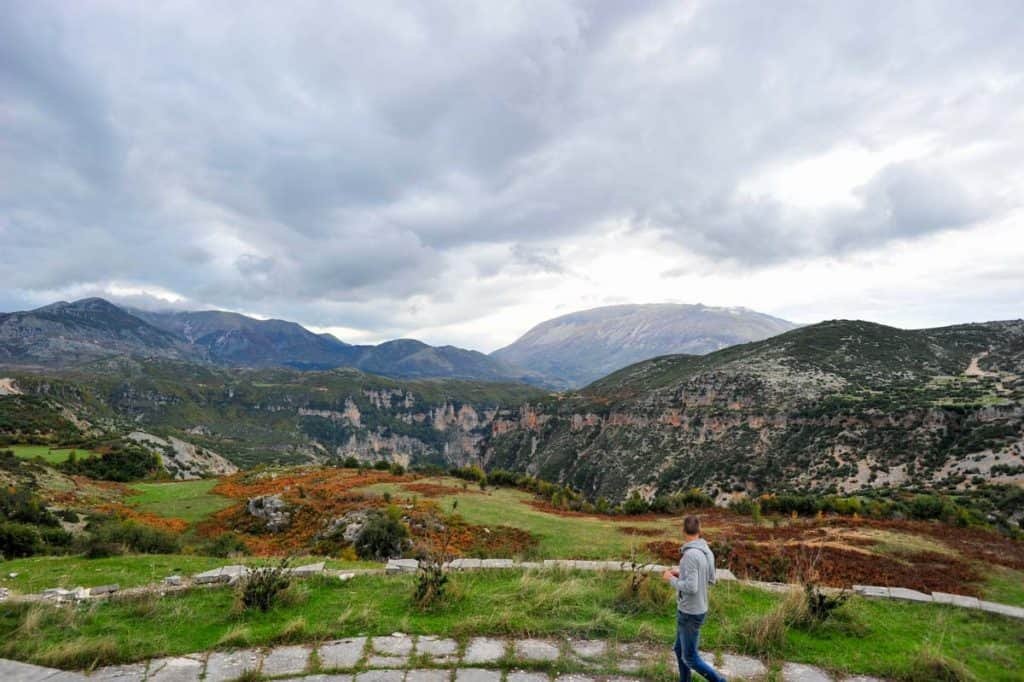 Senderismo en Gjirokastra