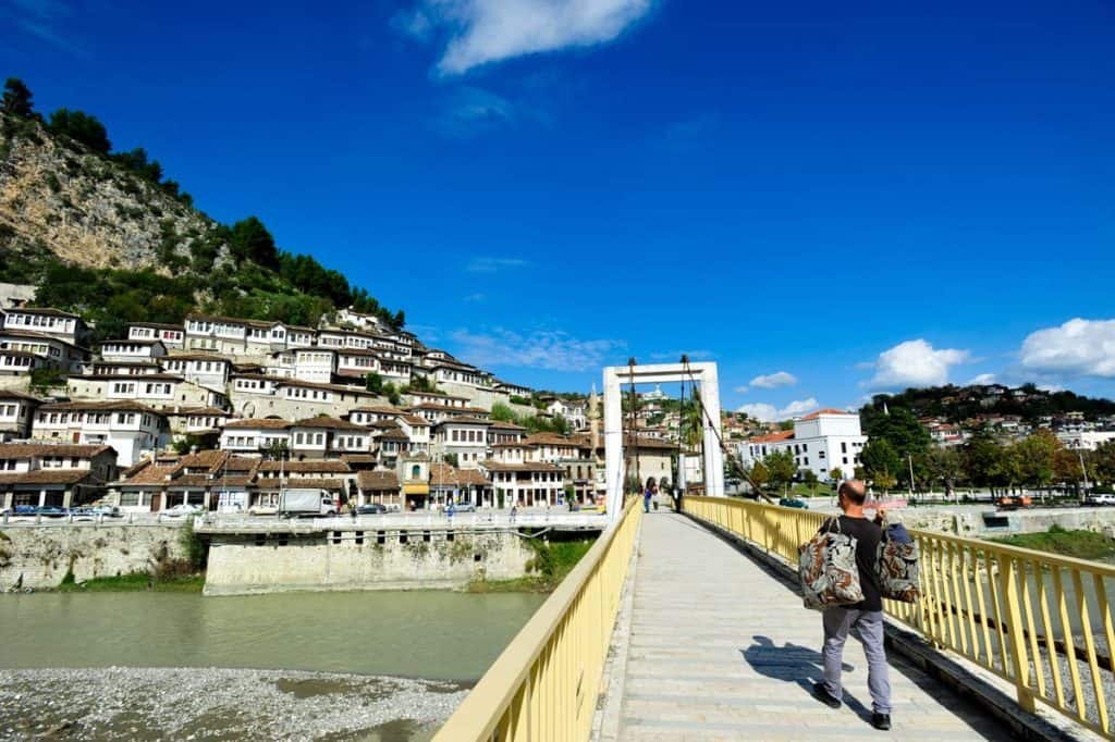 Puente sobre el río Osum, Berat