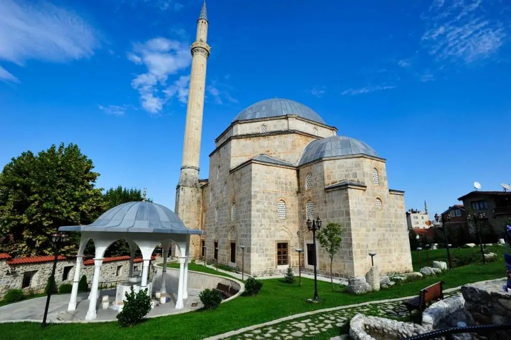 Qué visitar en Prizren: Mezquita Sinan Pasha