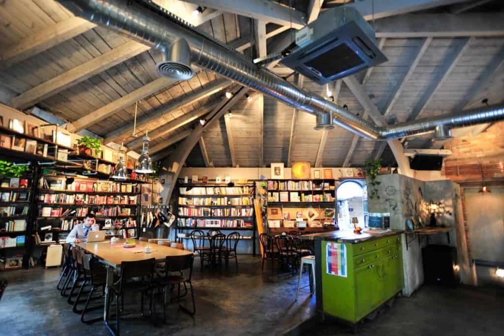 Estación de libros Soma