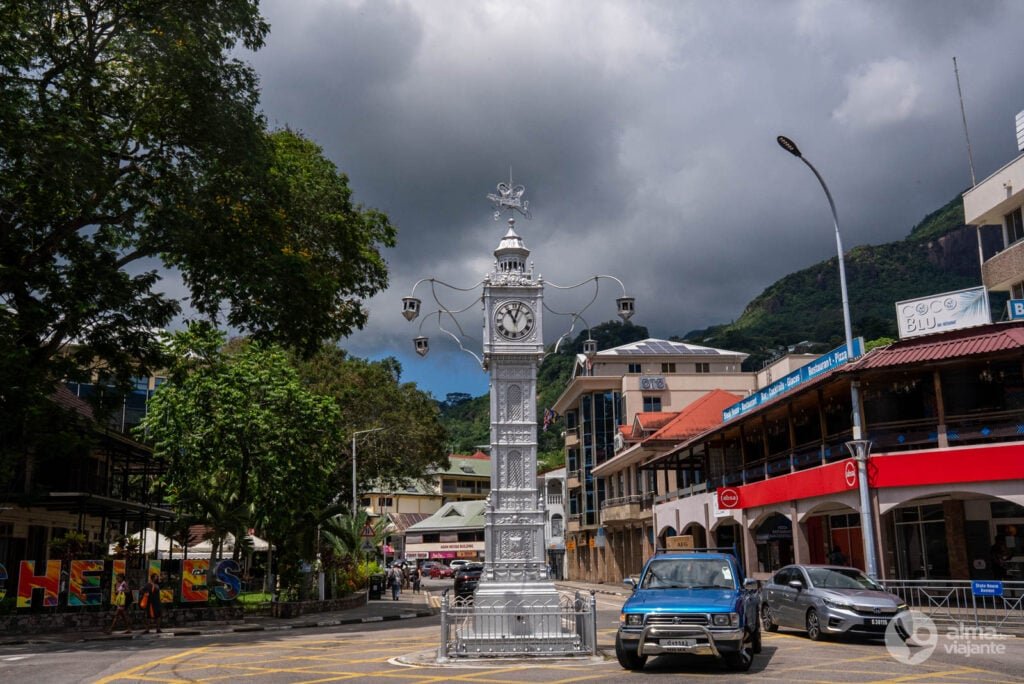Visite Mahé: Reloj Tower en Vitória