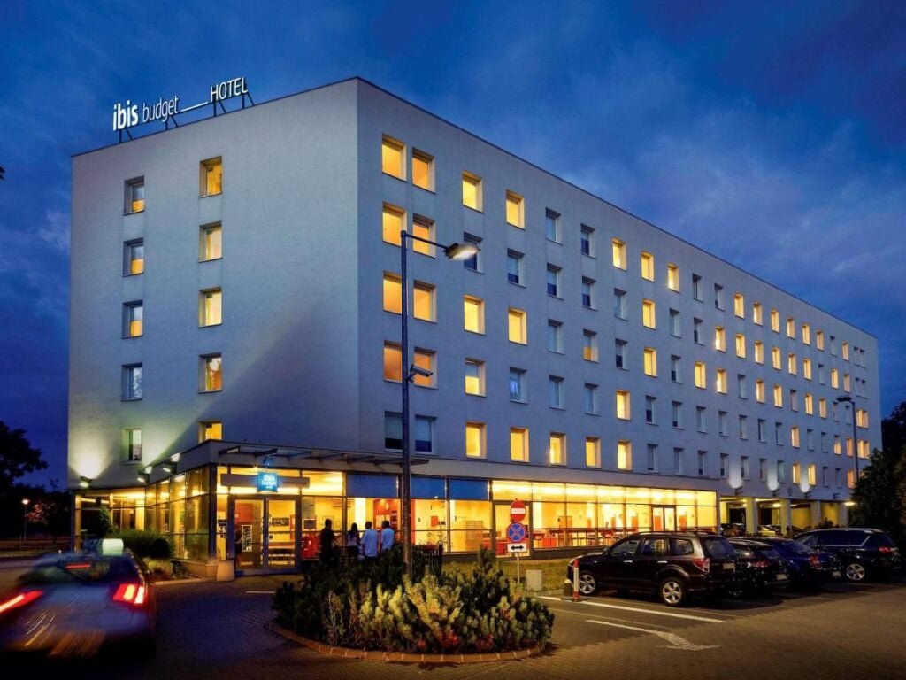 Hoteles baratos de Varsovia: IBIS Presupuesto Warszawa Centrum