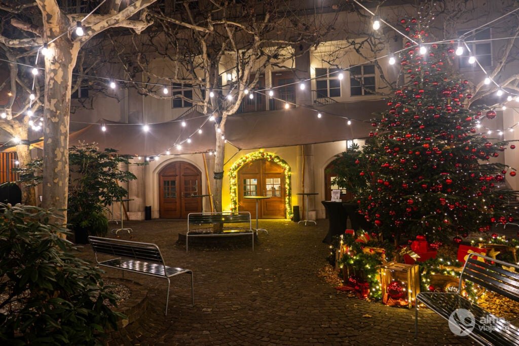 Patios mágicos de Basilea en Navidad