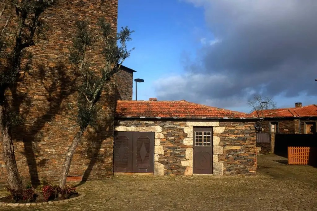 Arquitectura esquistente en Quintandona