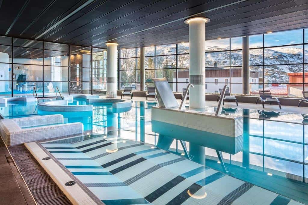Piscina del Hotel Mélia Sierra Nevada
