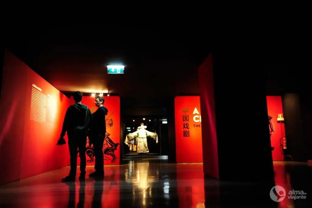 Visita Museo de Oriente: Ópera China