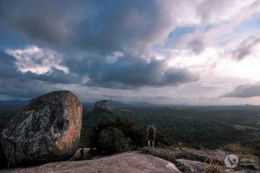 Subida a Pidurangala: vista de Sigiriya