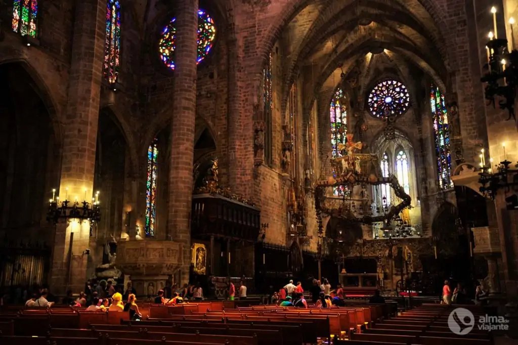 Nave central de la Catedral de Palma de Mallorca