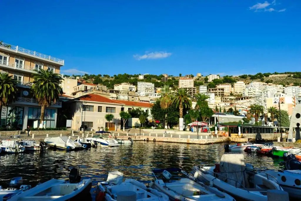 Puerto deportivo de Sarandë