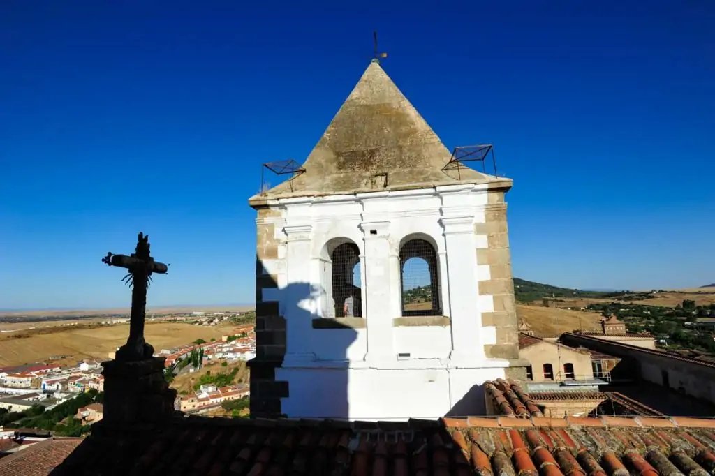 Iglesia de San Francisco Javier Cáceres