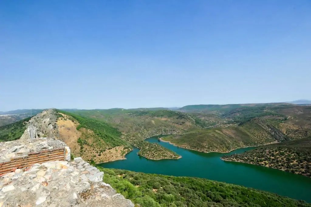 Vista del Castillo de Monfragüe