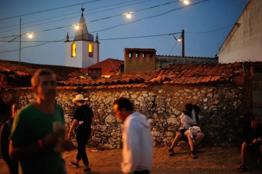 Fiesta Bons Sons, pueblo de Cem Soldos