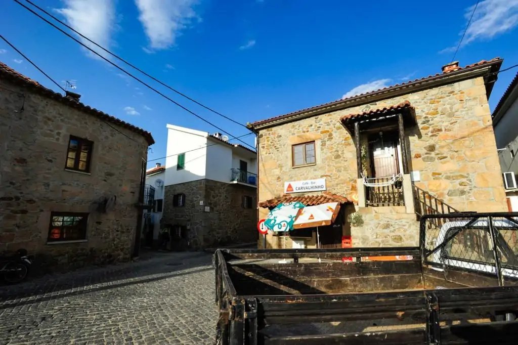 Aldeia de Chãos, Donas - Fundão