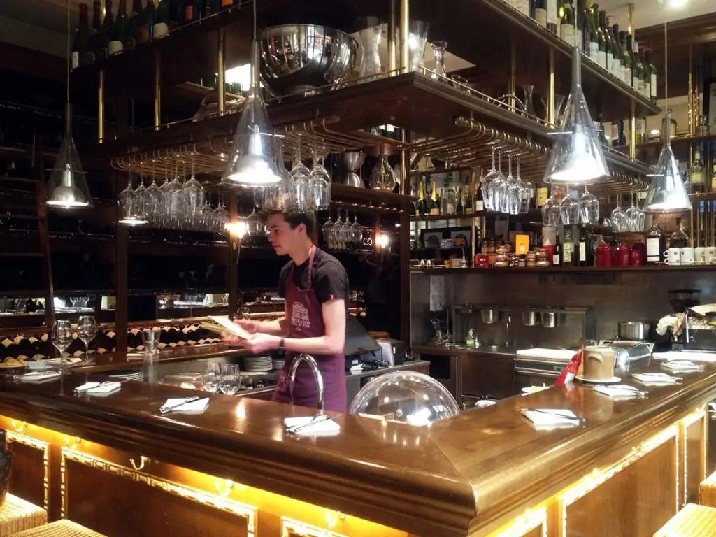 Visita París: Cueva Legrand