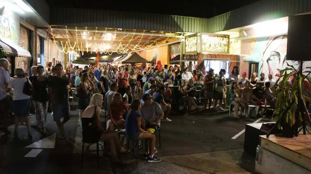 Viaje a Gold Coast: Miami Marketta