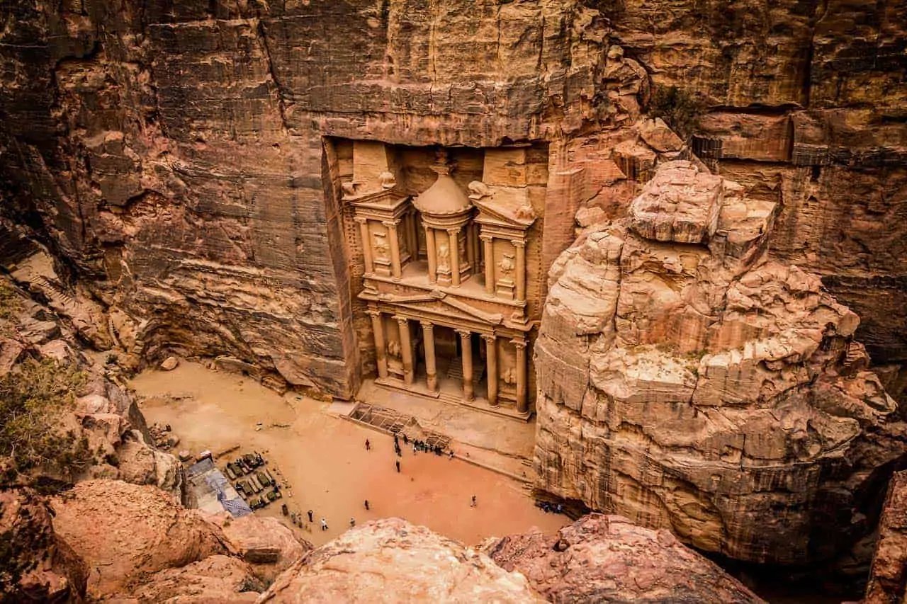 El Tesoro, Petra