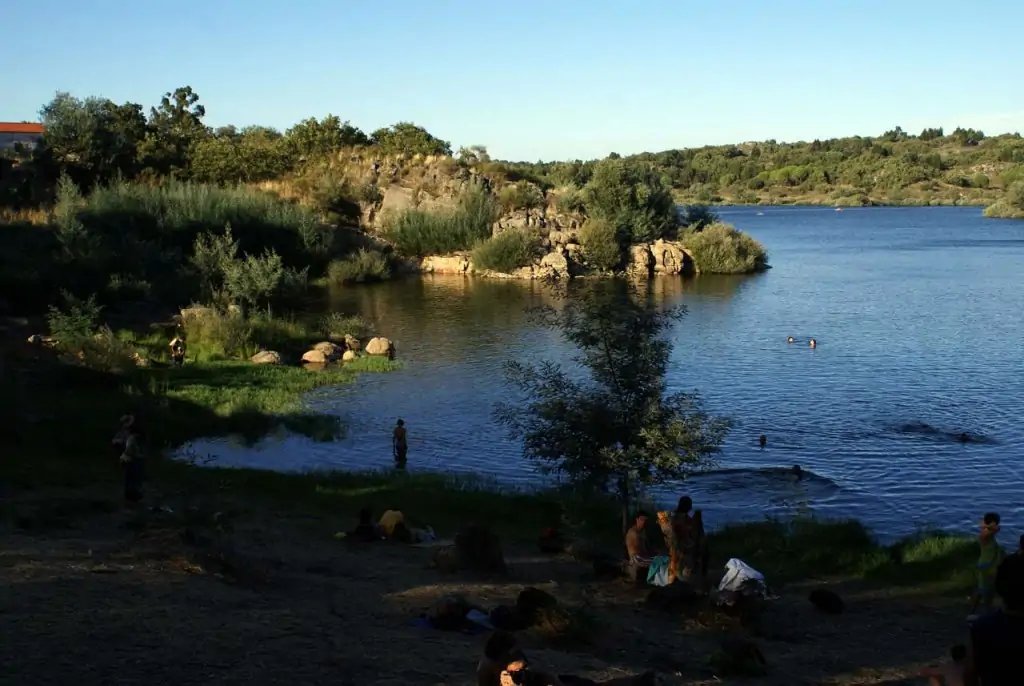 Presa de Póvoa e Meadas