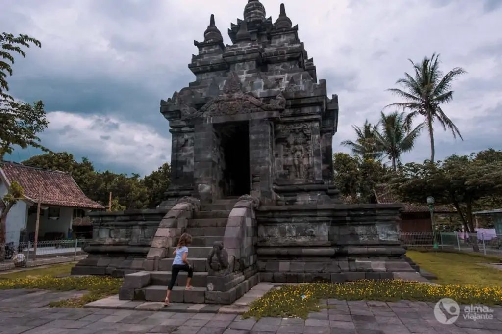Templo Pawon en Borobudur