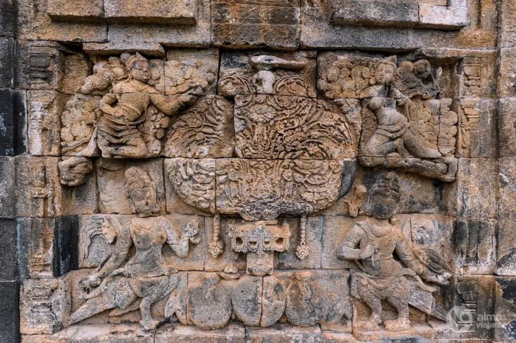 Detalle de los templos de Prambanan